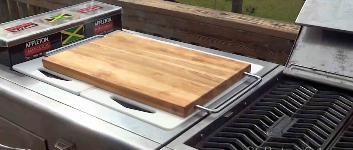 Best outdoor grill prep station