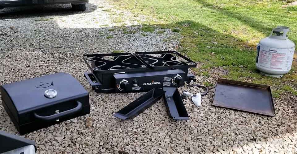 Blackstone Grills Tailgater - Portable Gas Grill and Griddle Combo - Barbecue Box - Two Open Burners