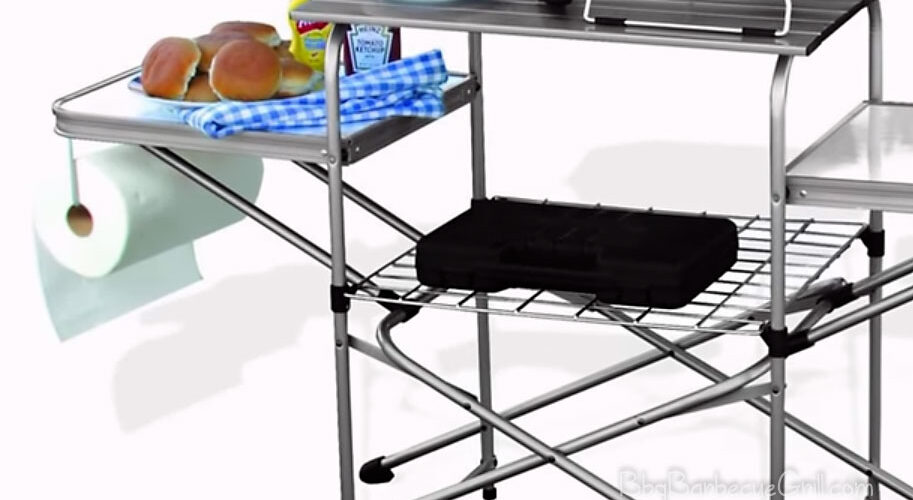 Camco Deluxe Grilling Table
