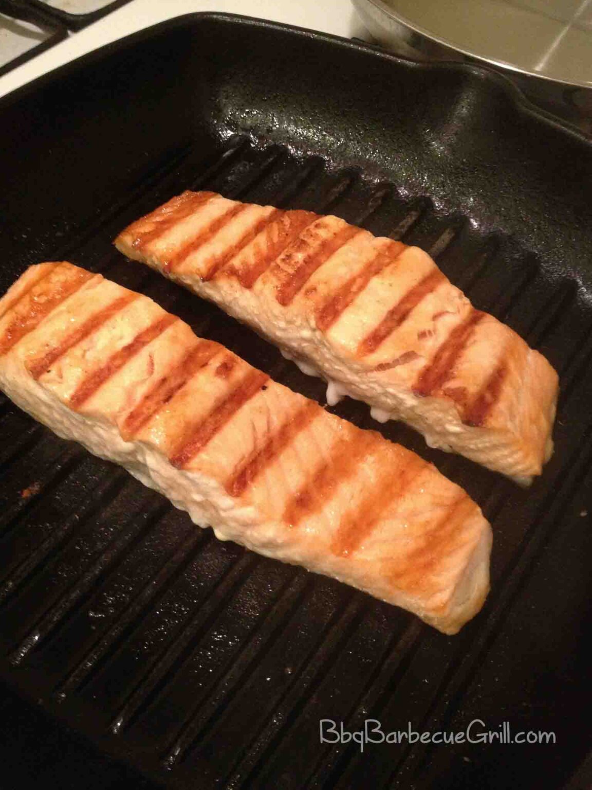 Difference Between a Grill Pan vs. Griddle BBQ, Grill