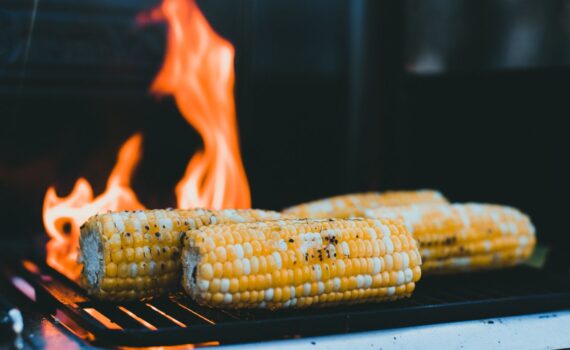 How to charcoal grill corn on the cob