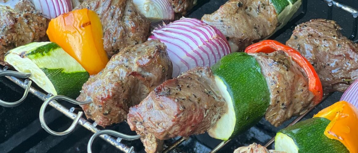 How to cook kabobs on gas grill