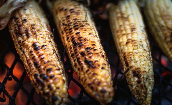 How to grill corn on charcoal grill