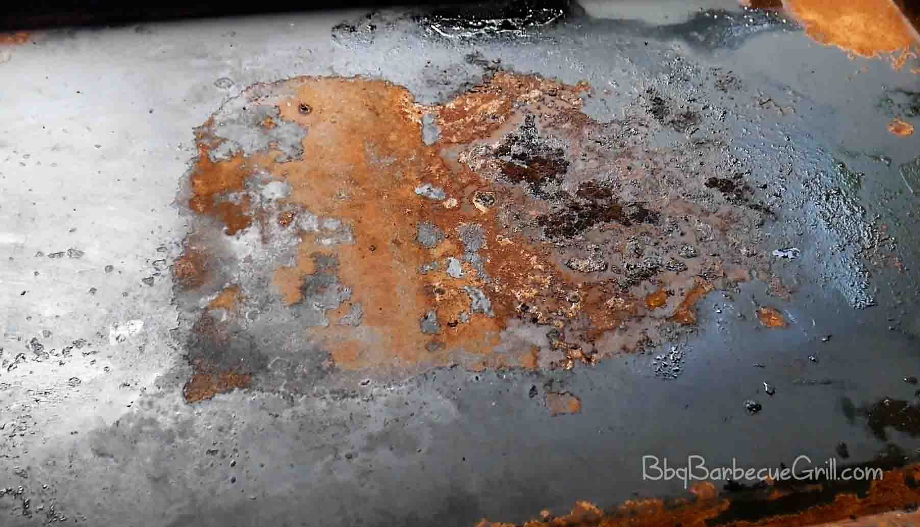 How to remove rust from blackstone griddle