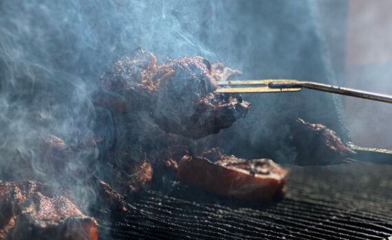 How to smoke pork shoulder on pellet grill